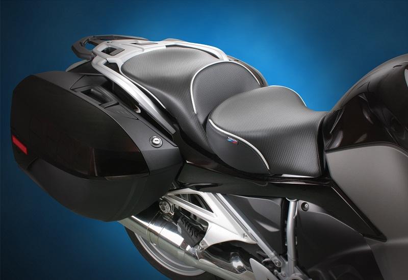 BMWR1250RTフロントシート標準 BMW R 1200/1250 RT 2014-19, 2020+ - Black Welt Front and Rear OEM